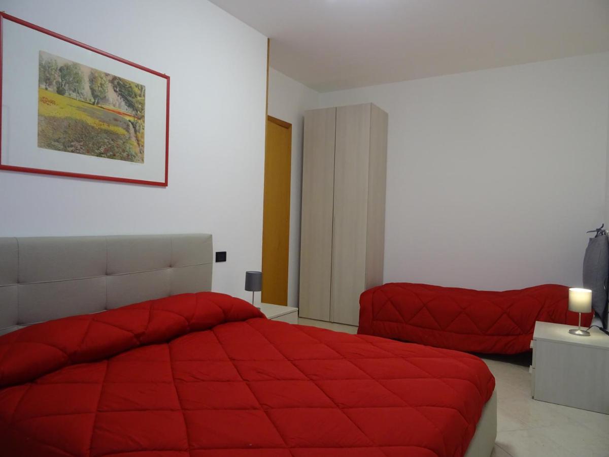 W Le Vacanze Rimini Kültér fotó